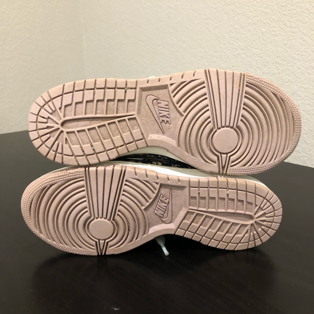 Nike ID Liberty of London dunks. US Size 7 - Picture 7 of 7